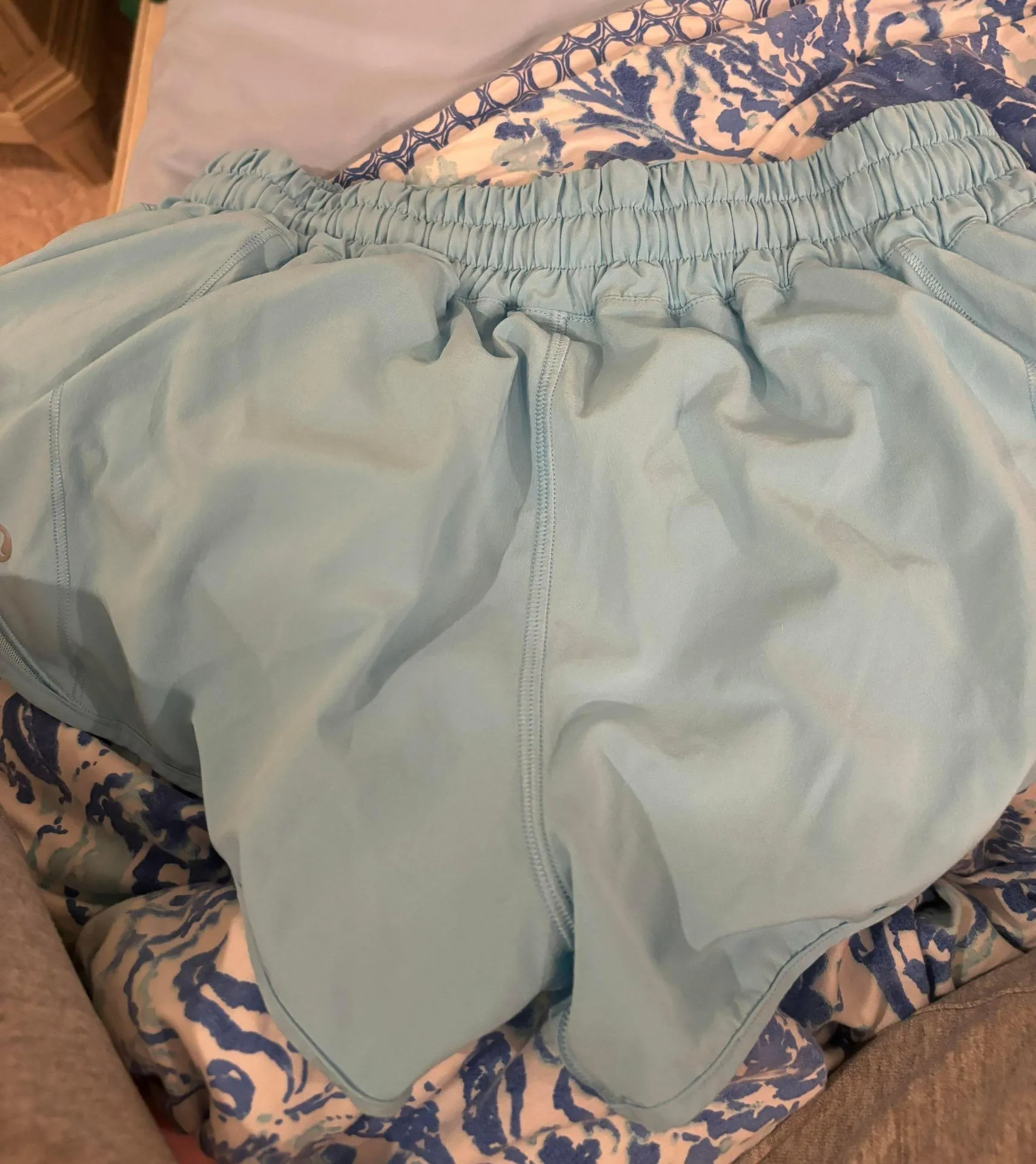 Hotty Hot Short 2.5” - Image 2