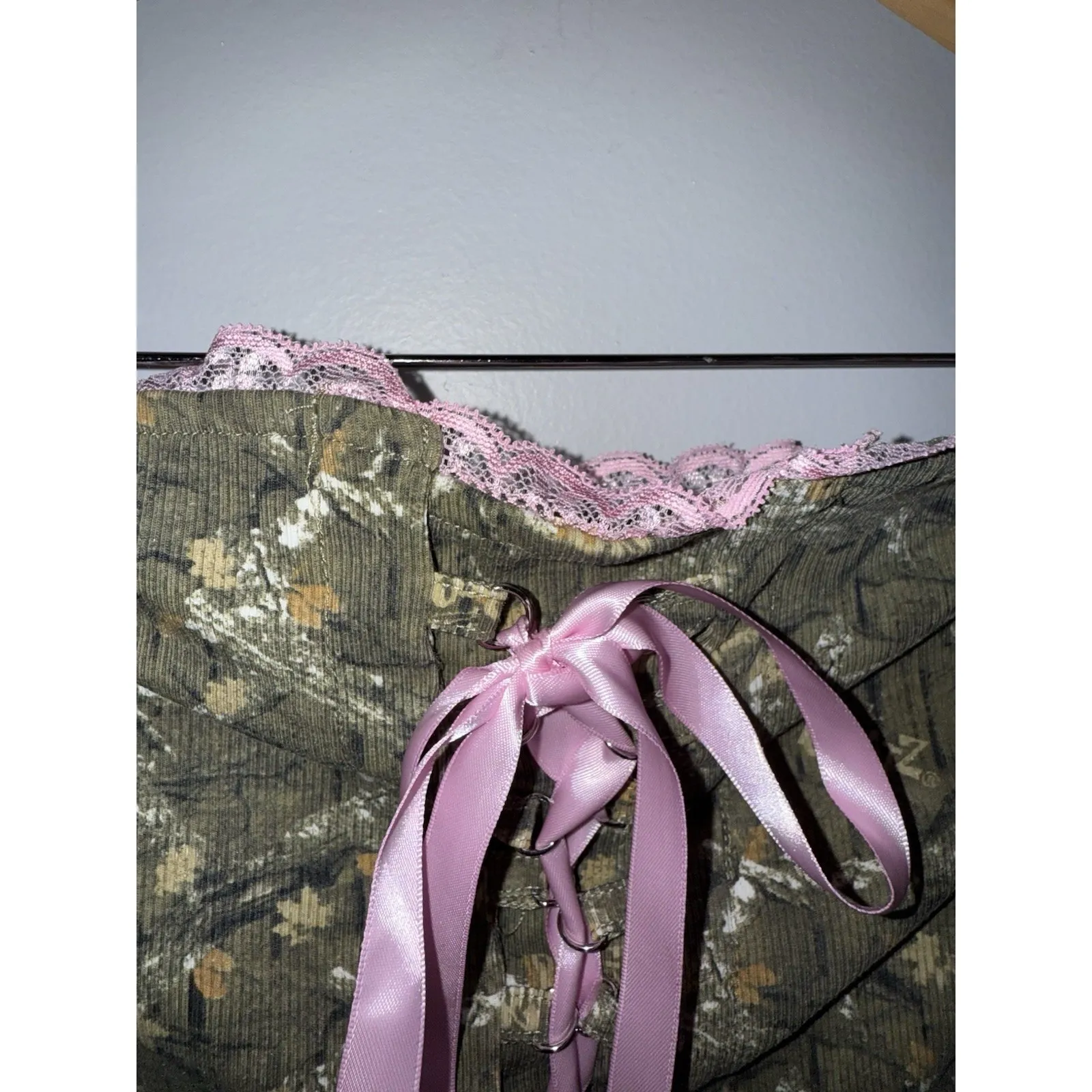 FOREVER 21 x BRATZ Size Medium Women's Tube Top‎ Y2K Green Camo Pink Lace P - Image 6