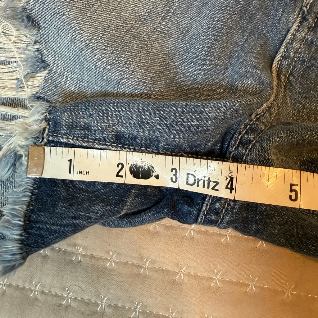 Joe's high rise denim‎ jean cut off button front shorts distressed size 28. NWT - Image 8