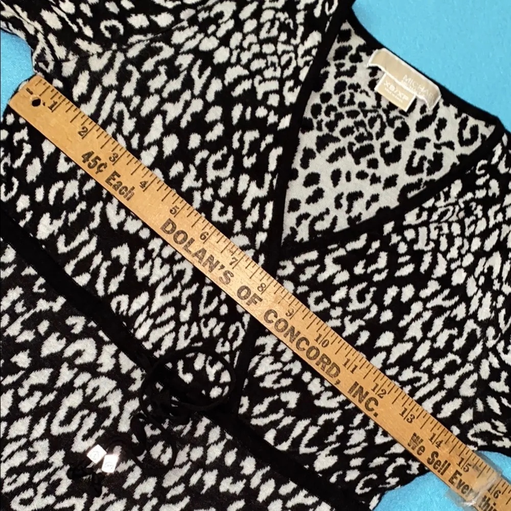 MICHAEL KORS cheetah knit tunic v neck wrap long sleeve waist drawstring size XS - Image 9