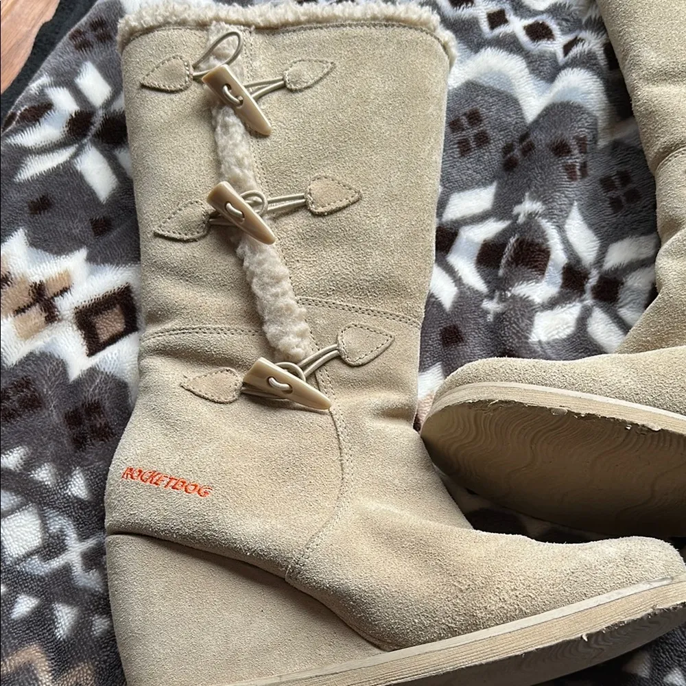 Rocket Dog Tan Winter Boots with Slouchy Design​ - Image 3
