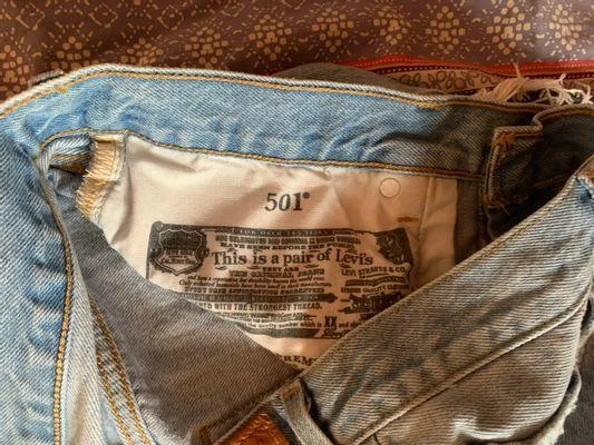 Levi’s 501 Shorts - Image 3