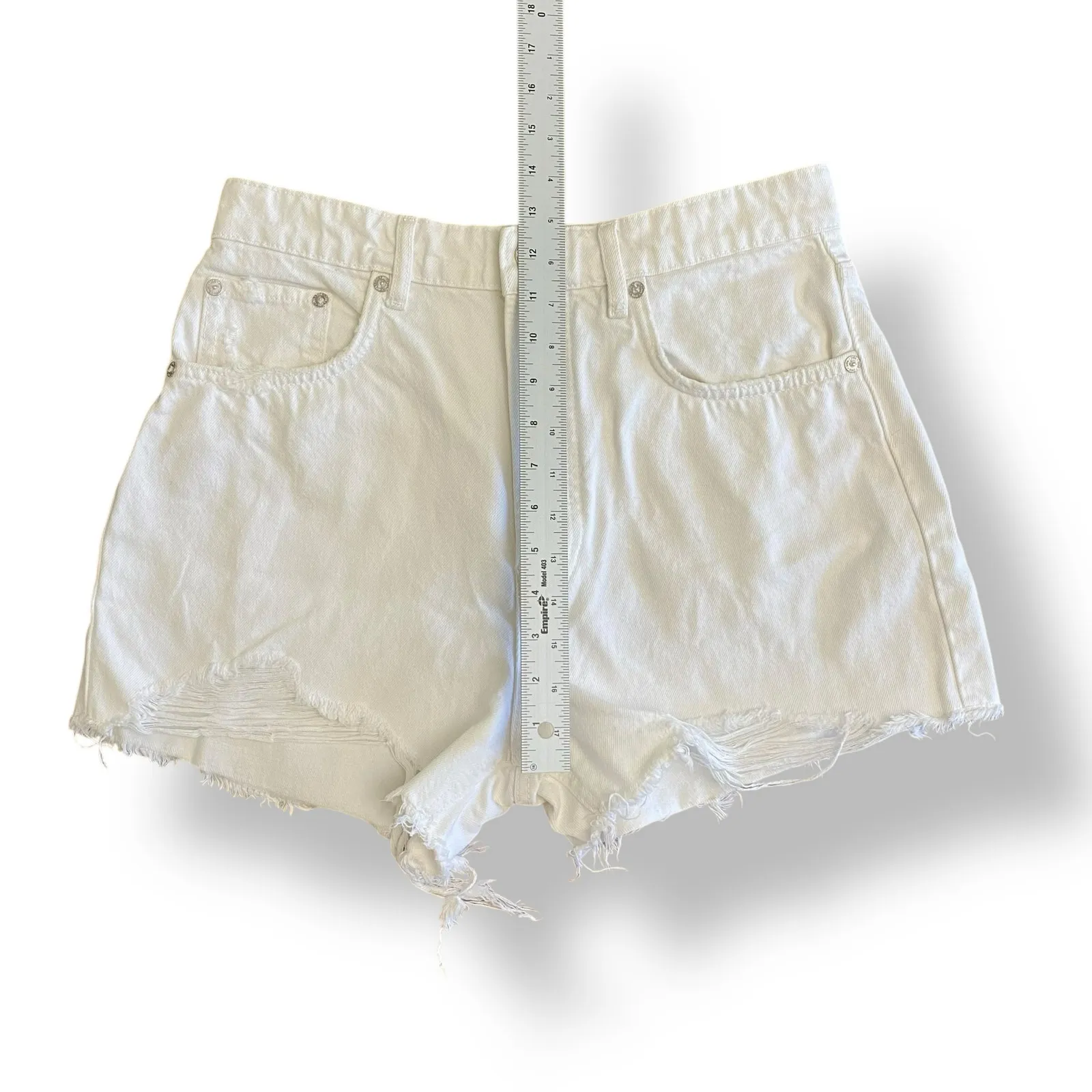 Zara High-Rise Distressed Mom Denim Shorts Womens‎ Size 8 White Streetwear - Image 4