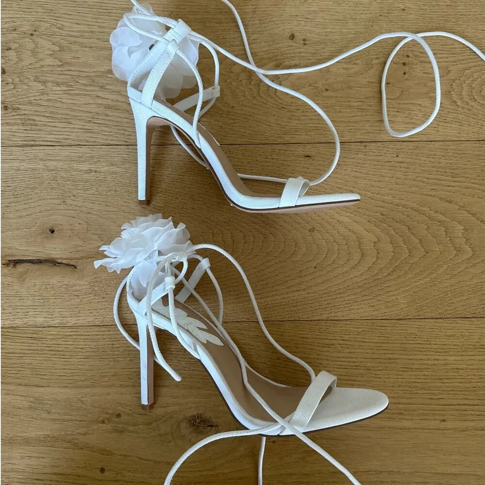 Gianni Bini x Caelynn Bell - Papillon Flower Ankle Wrap Strappy Sandals in White - Image 3