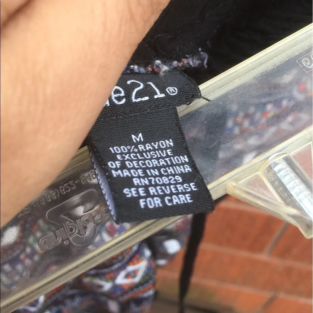 💜CLEARANCE💜Colorful shorts.Small rip crotch seam - Image 5