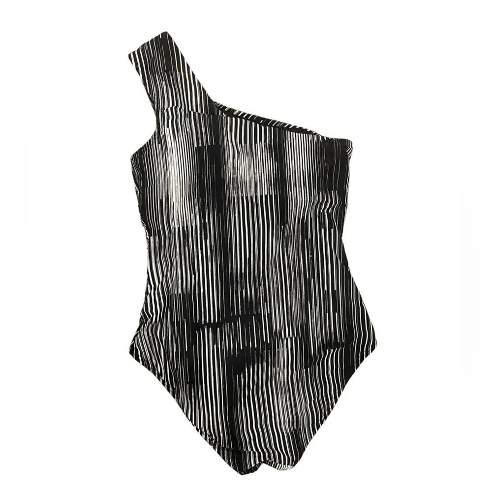 Calvin Klein BLACK MULTI One-Shoulder Starburst One-Piece - Image 5