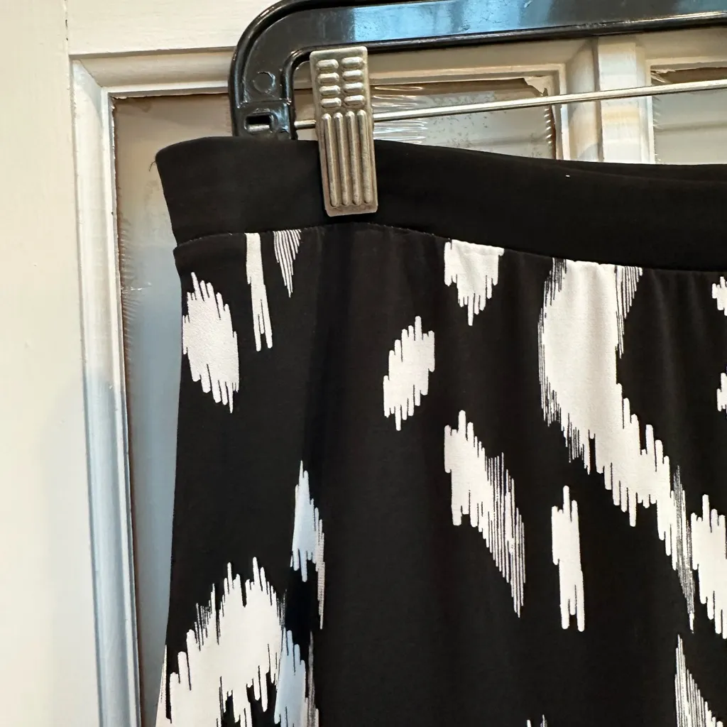 White House Black Market Ikat Bohemian Southwestern Print Maxi Skirt Size S NWT - Image 3