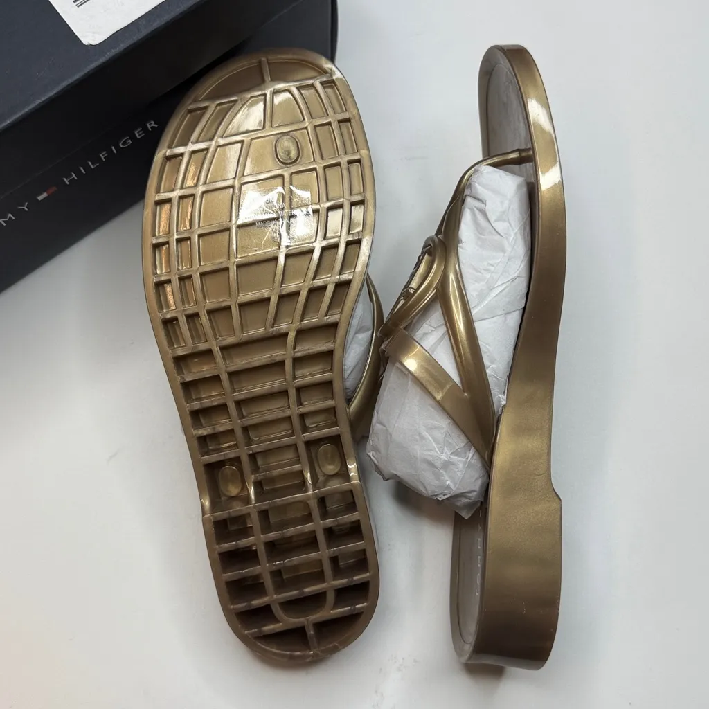 Tommy Hilfiger Women's Vedna Cutout Logo Jelly Thong Sandals- Gold- Size 6 - Image 5