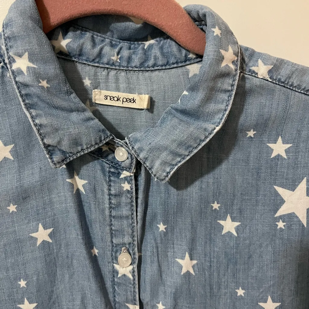 Sneak Peek Blue Chambray with White Stars Button Down Shirt Size M Size M - Image 2