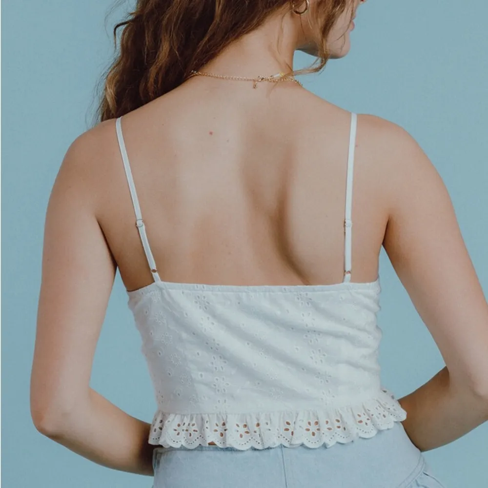 West of melrose Elegant White Lace Crop Top 100% line Size M - Image 7