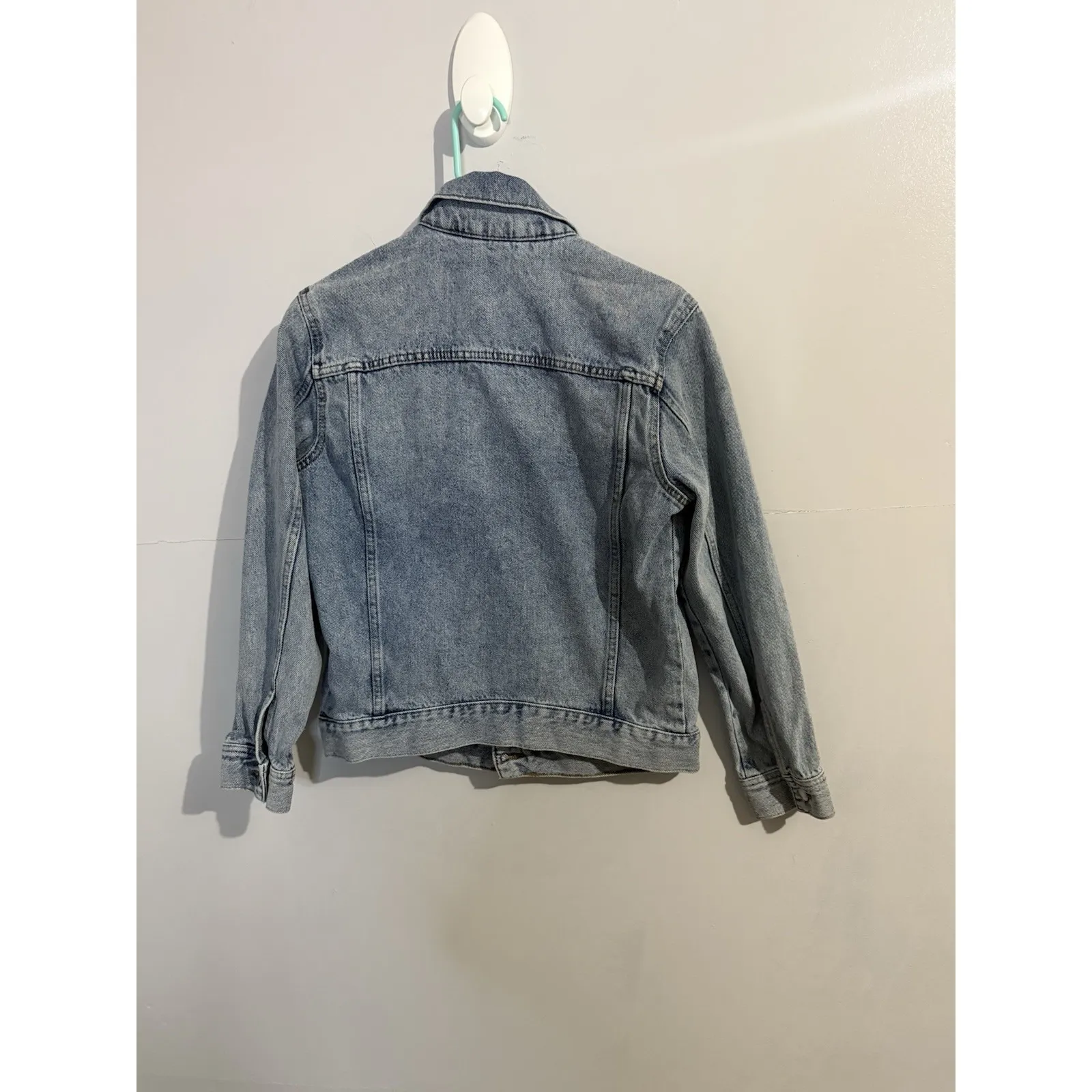 H&M Jean Jacket Womens Size XS Long Sleeve Medium Wash Blue Denim Jacket - Image 4