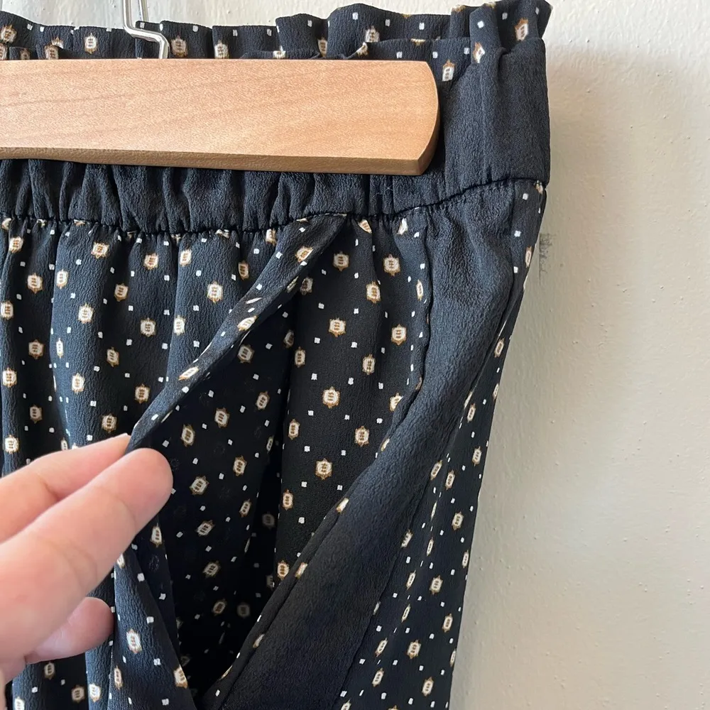 H&M geometric print black pull on pants - Image 3