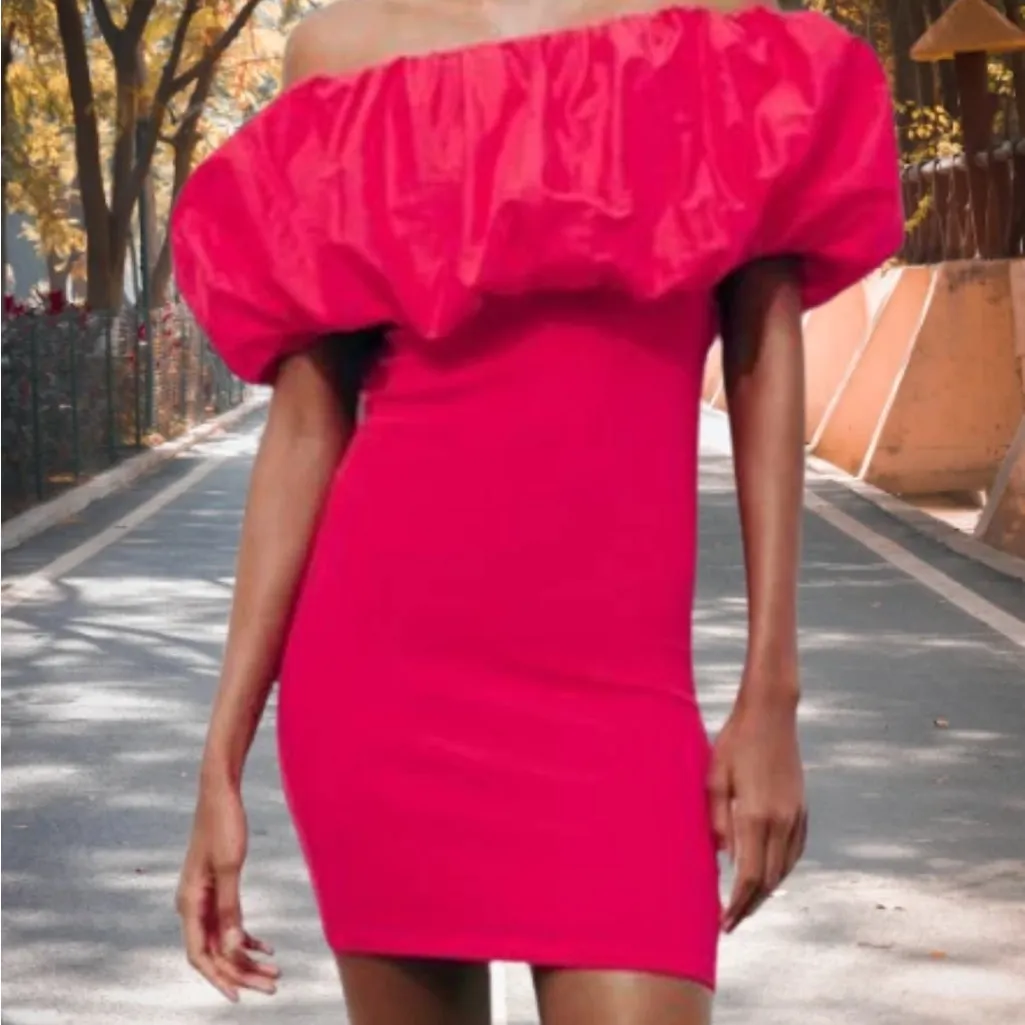 Zara NWT pink bubble puff off shoulder fitted mini dress - Image 5
