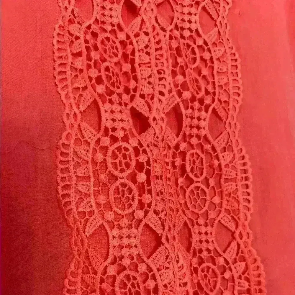 Isaac Mizrahi Daisy Cover-up (296) - Image 7