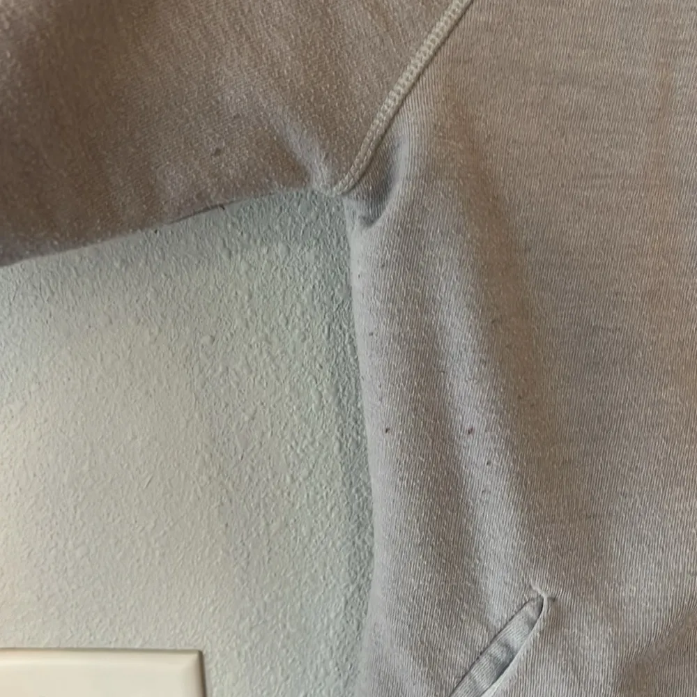 The North Face Size Large Women’s Full Zip Grey Hoodie - Image 4