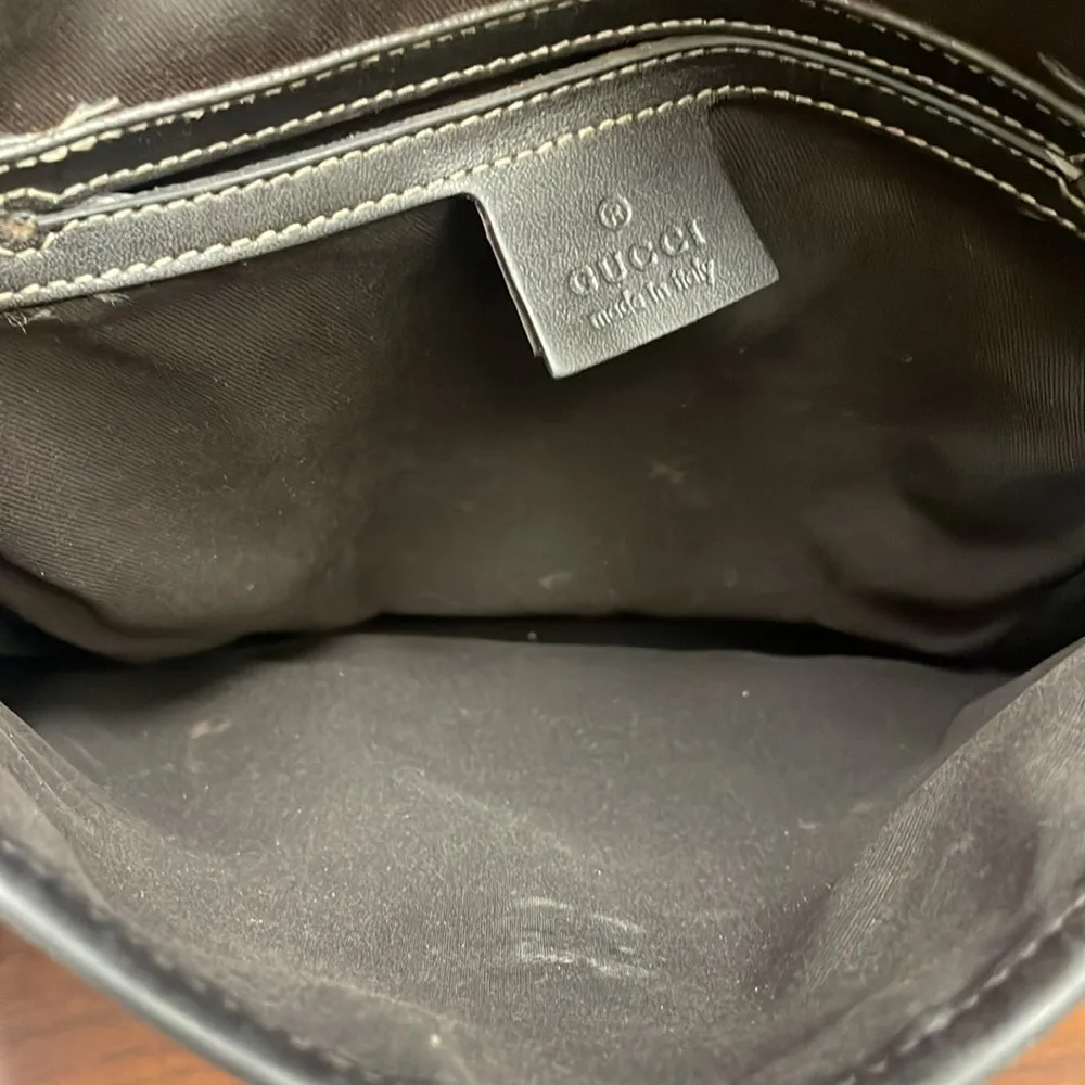 Vintage Gucci GG Supreme Monogram Small Crossbody Flap Bag serial #223666 - Image 10