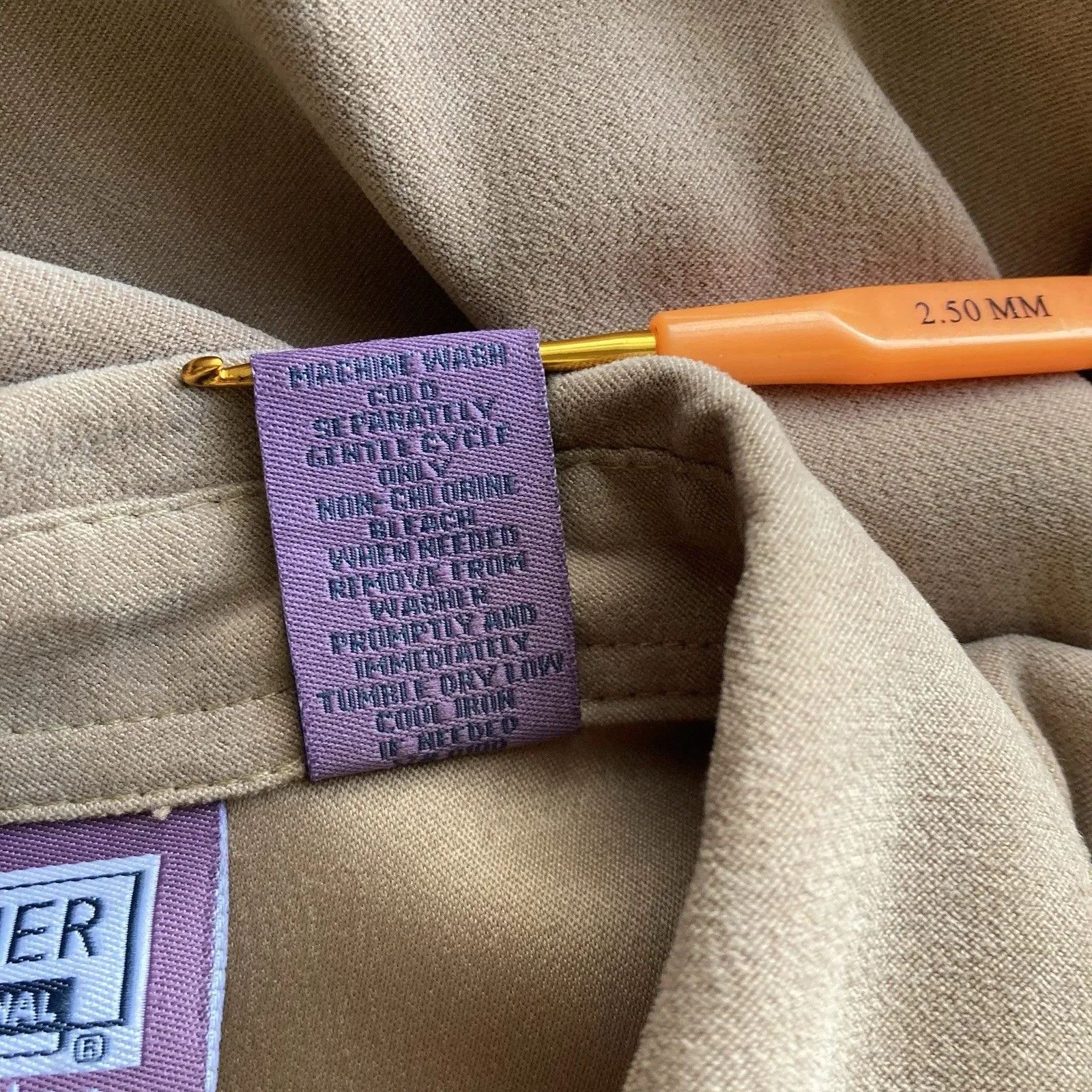 Beige Womens Shirt Jacket M Tan Microsuede Button Shacket Academia Neutral Norm Size M - Image 9