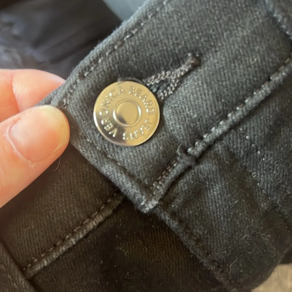 Veronica Beard Daria 8.5" kick flare black jeans.  Size 27 - Image 5