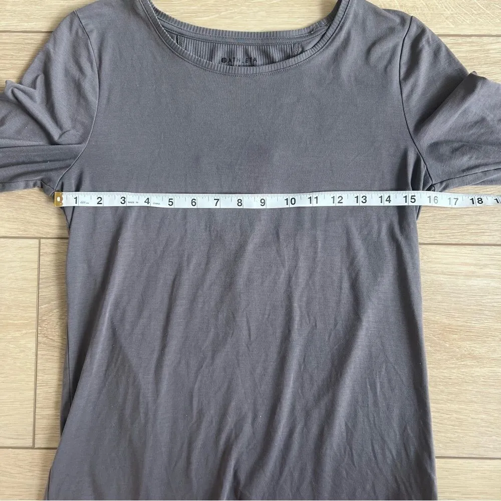 Athleta Split Back Essence Semi Fit Long Sleeve Top Gray Size XS - Image 6