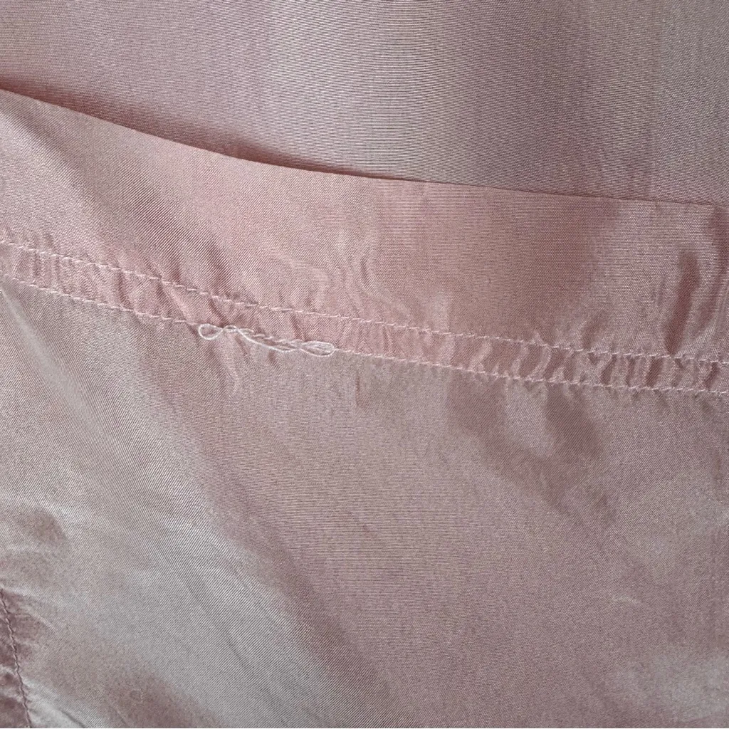 Vintage 100% Silk Blouse Button Down Light Pink Sz Medium 90's Shoulder‎ Pads - Image 9