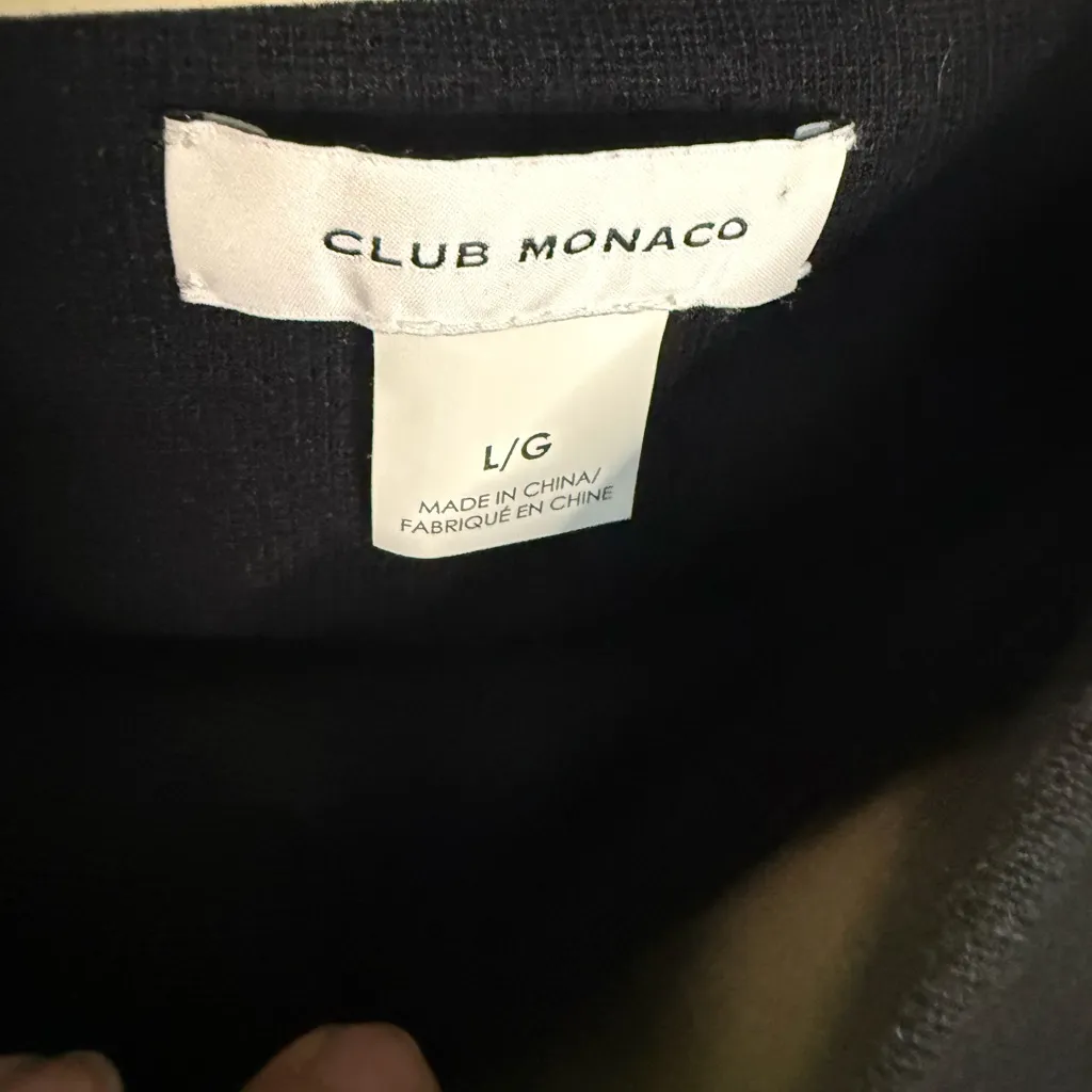Club Monaco Elegant Black Women's Top - Image 3