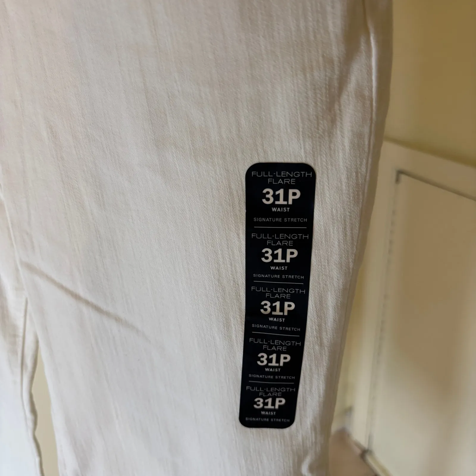 J. Crew NWT Women's White Full Length Flare Jeans Size 31P - Image 5