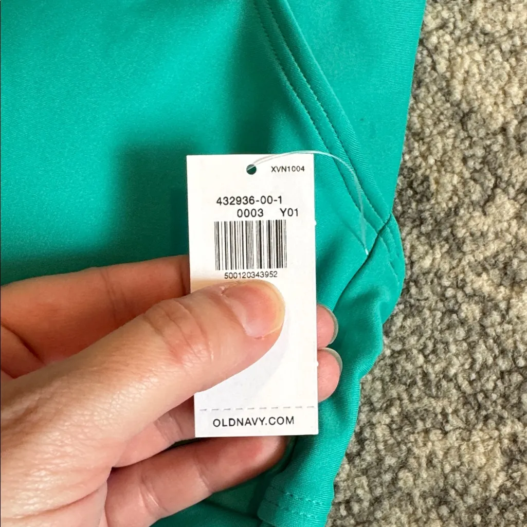 Old Navy Maternity Twist-Front Nursing Tankini Swim Top in Glass Bead - Image 8