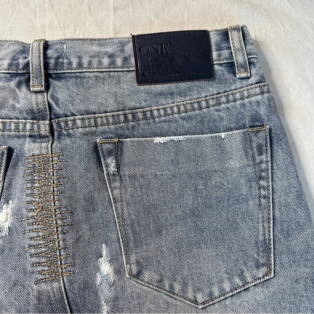 One x One Teaspoon Junkyard Distressed Denim Skirt in Blue Blossom Size 25 - Image 10