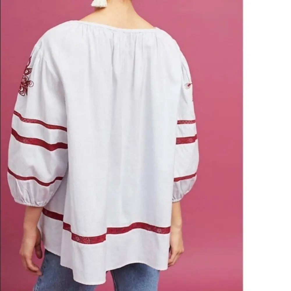 Anthropologie velvet by graham & Spencer Ola embroidered peasant top Sz M - Image 3