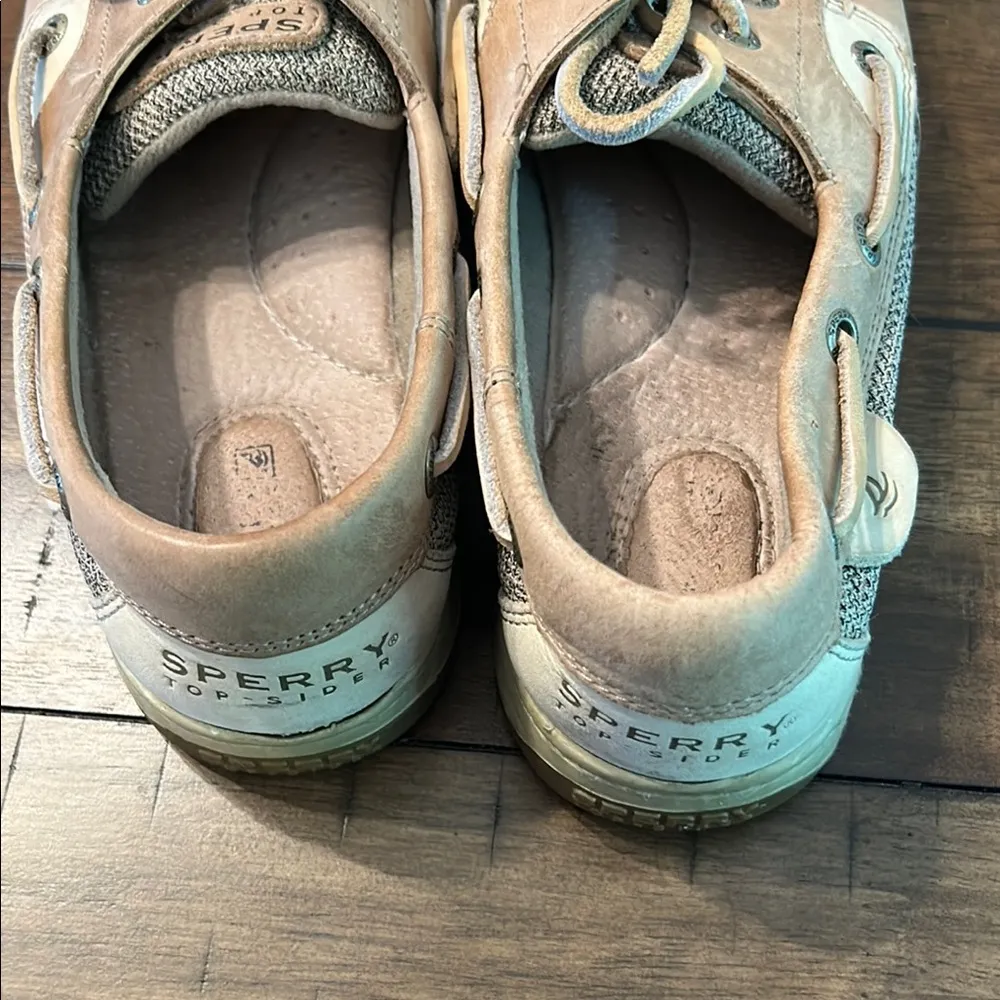 Sperry woman’s Tan Boat Shoes size 8 - Image 4