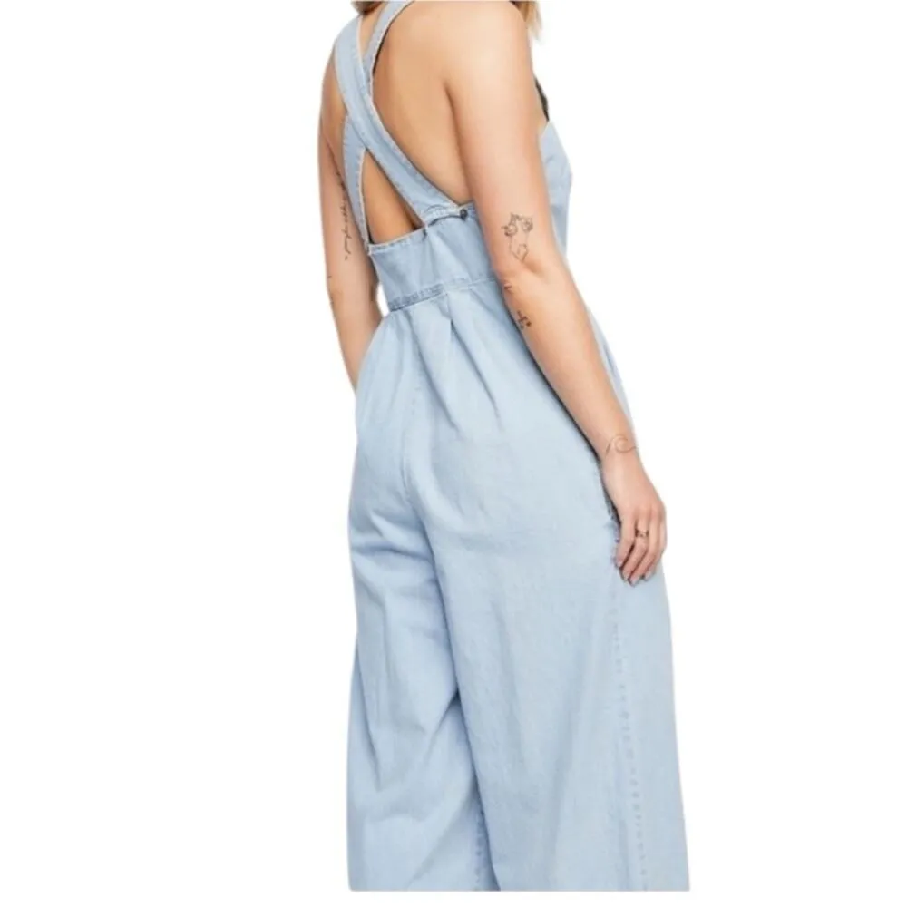 Free People women's size 4 small Fara Light Blue Denim Jumpsuit one piece - Image 2