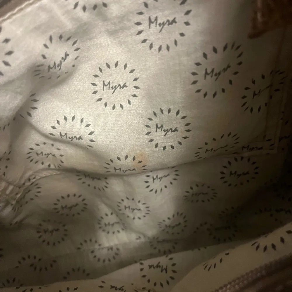 Sling Myra Brandish over your shoulder purse and add some sass to your outfit! - Image 4