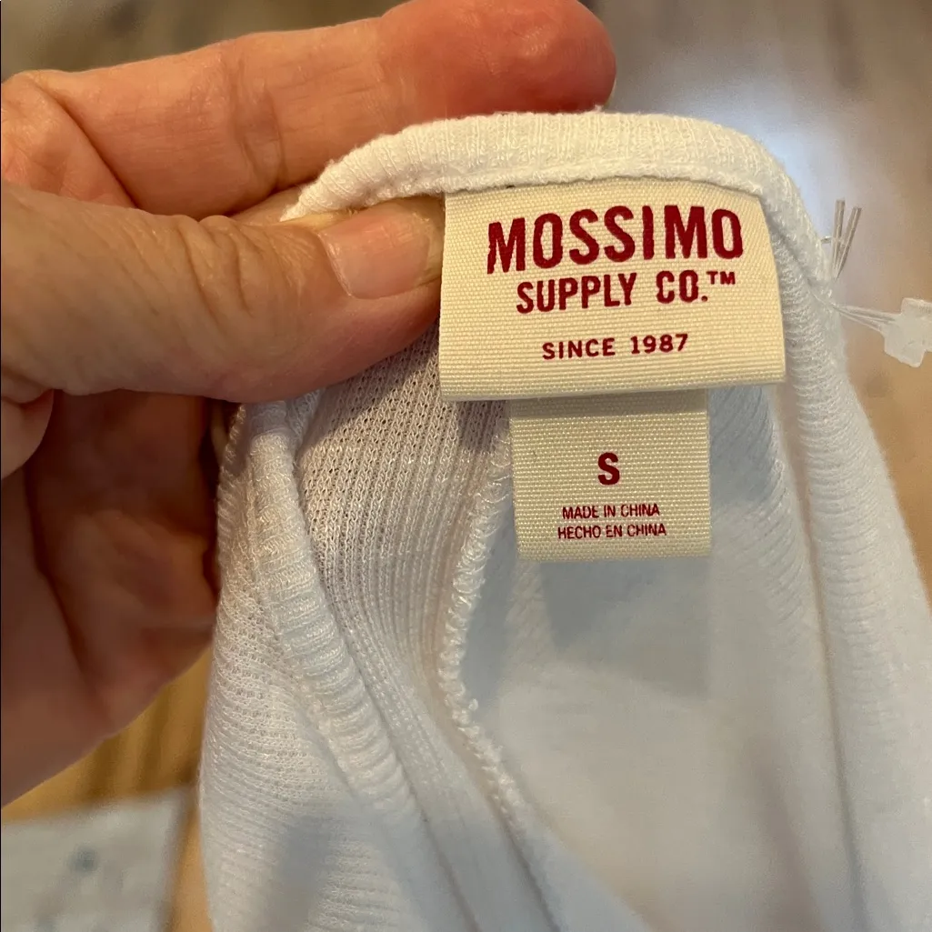 White Flowy Knit Tank - Image 4