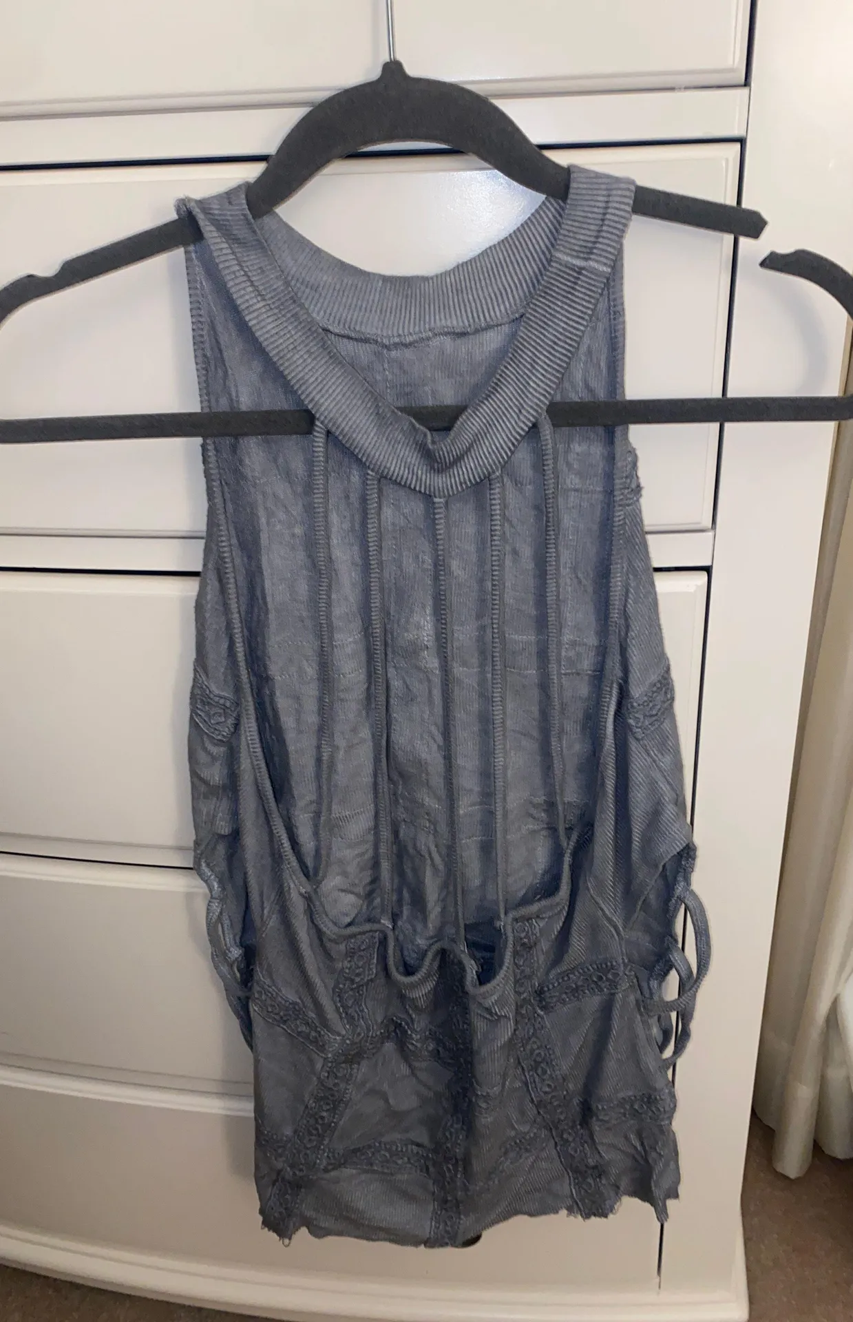 POL lucki clover top - Image 2