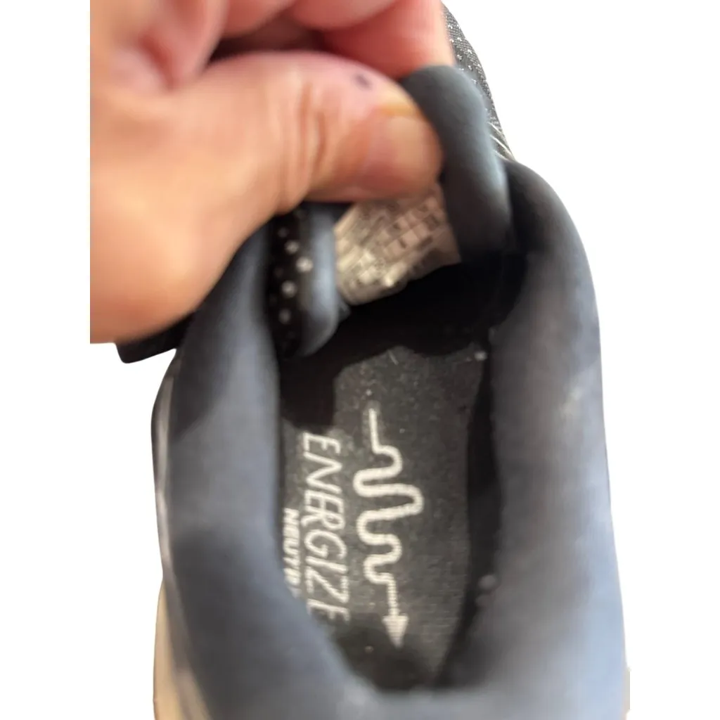 Brooks Levitate Womens black running sneakers  shoes size 6B SKU 8808 - Image 11