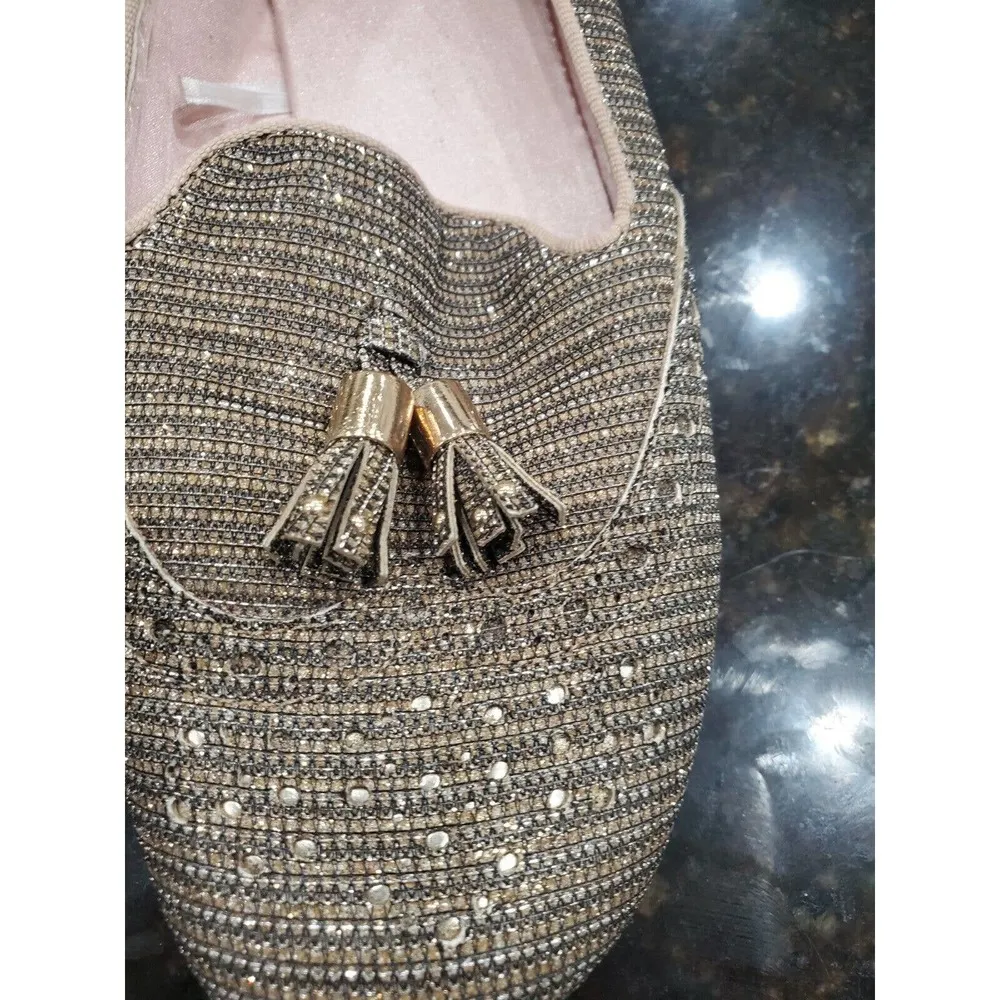 Carlos Santana Women's Metallic Upper Casual Closed Toe Flats Shoes Size 7.5 - Image 5