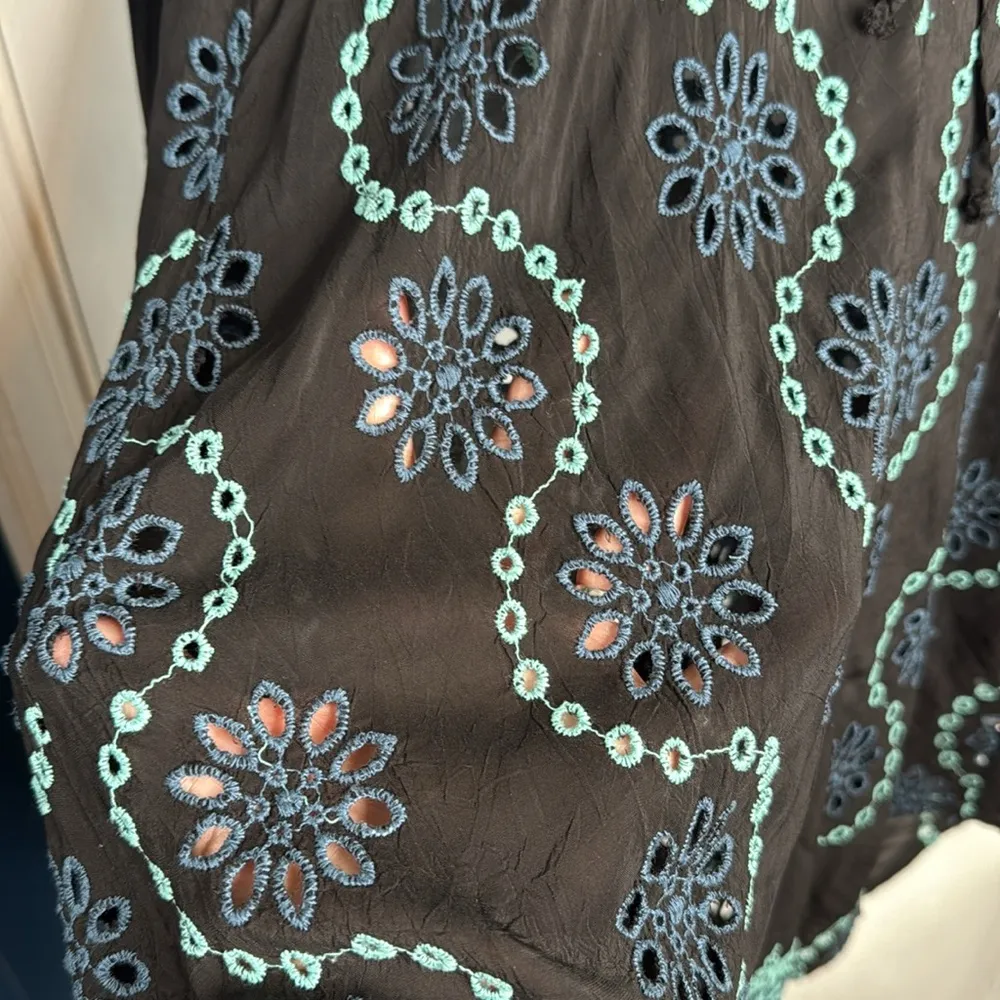 Johnny Was Black Embroidered Floral Long-Sleeve Top Tunic W1703 Sz XS - Image 7