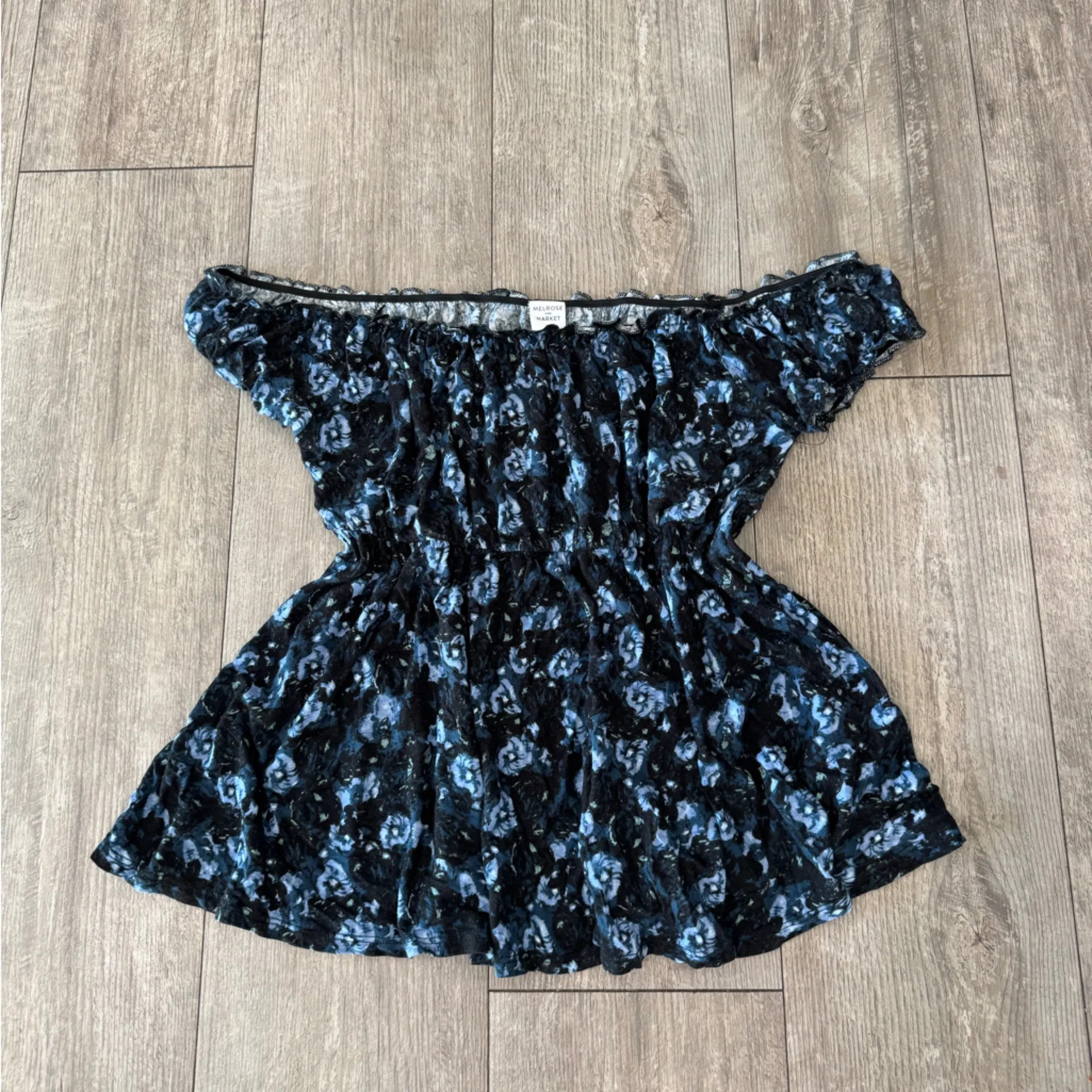 Melrose and Market Black Lace Detail Top - Image 4