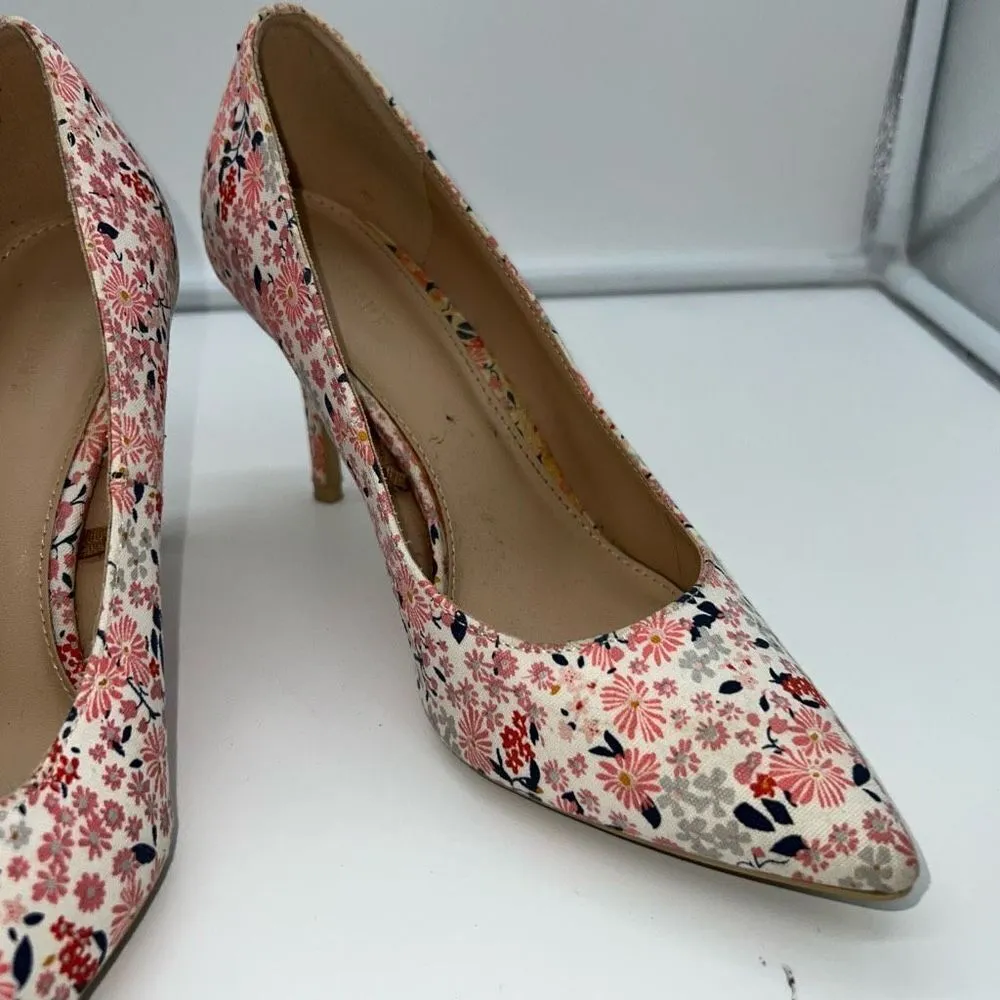 Old Navy Ditzy Floral Canvas Pump - Image 3