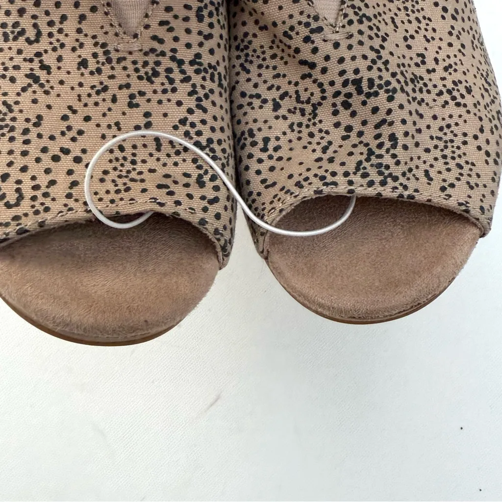 Toms Womens Shoes Tan Black Michelle Wedge Canvas Tiny Cheetah Print Size 9 - Image 5