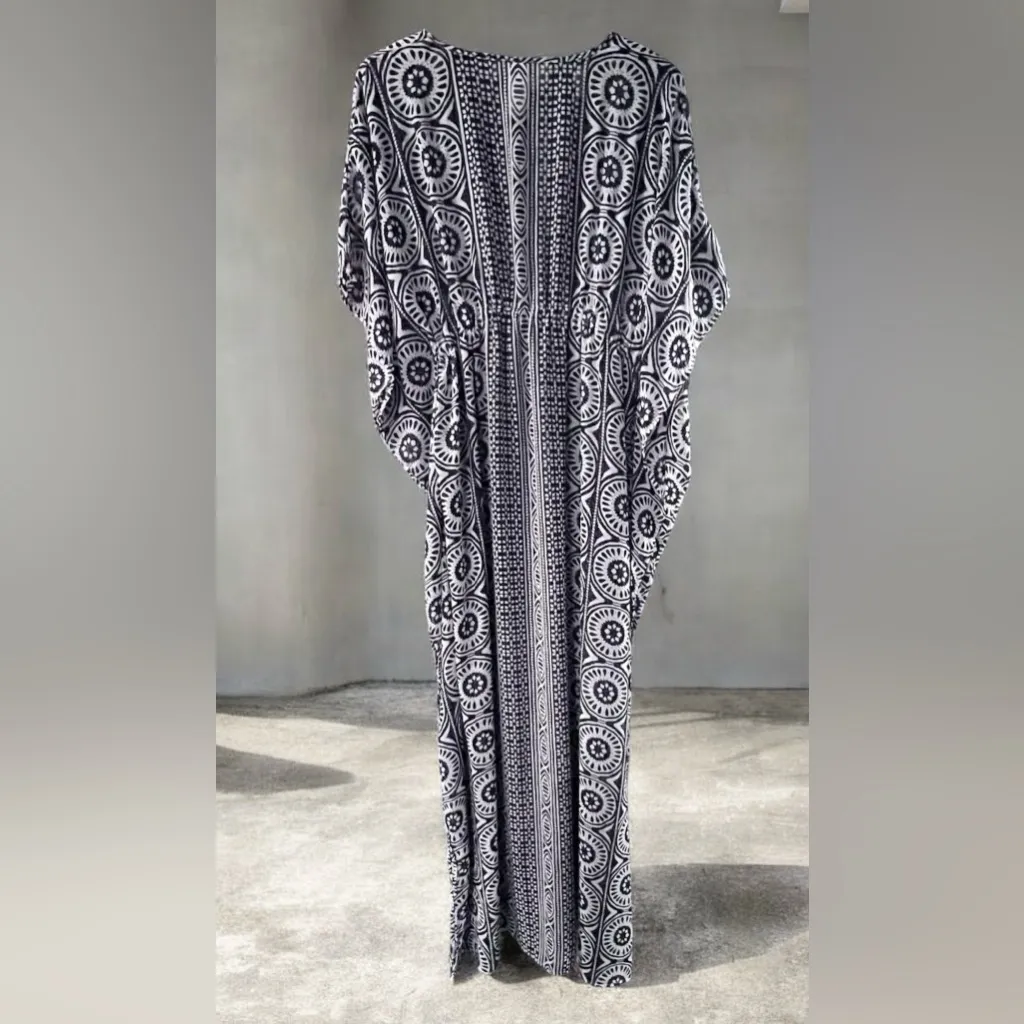 Tommy Bahama Geometric Printed Craftan Black White Cover-up L/XL Travel Resort - Image 2