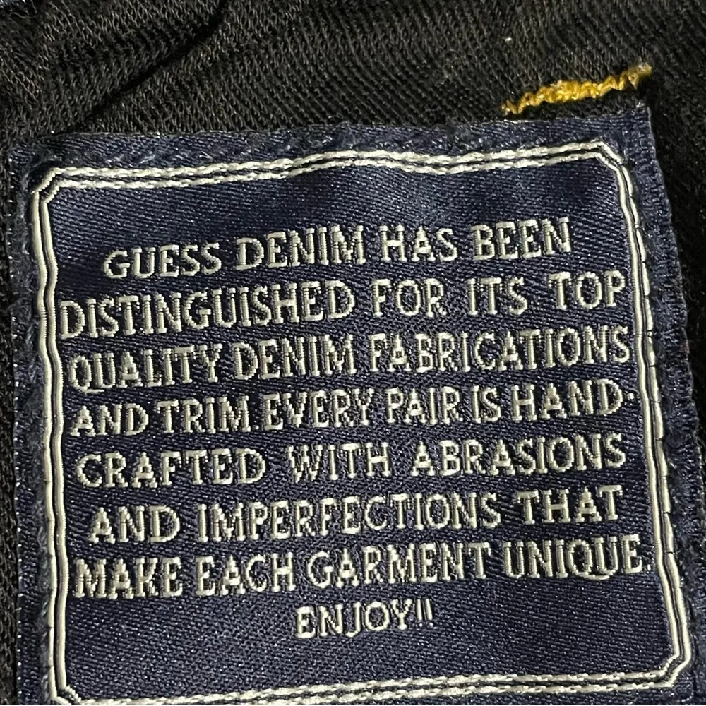 Guess Curv-ette Boot Cut Jeans - Image 10