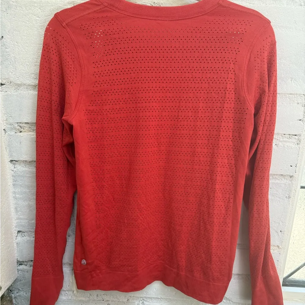 Lululemon Women's Bright Orange Breeze by Long Sleeve - Image 2