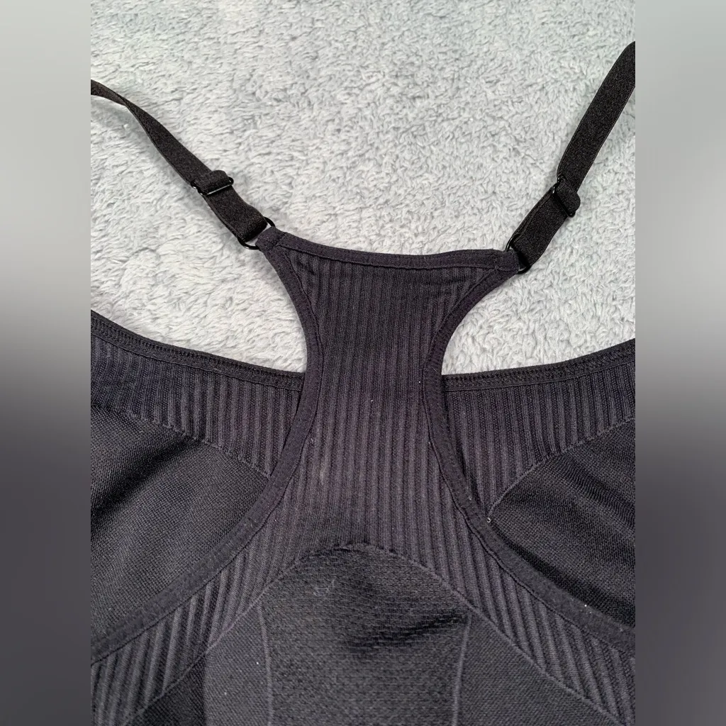 Nike fit dry Women's Black Sports Bra L/XL - Image 5