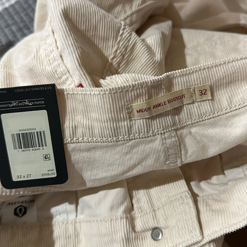 NWT LEVI'S Middy Ankle Boot Jeans - White Smoke 32X27 - Image 10