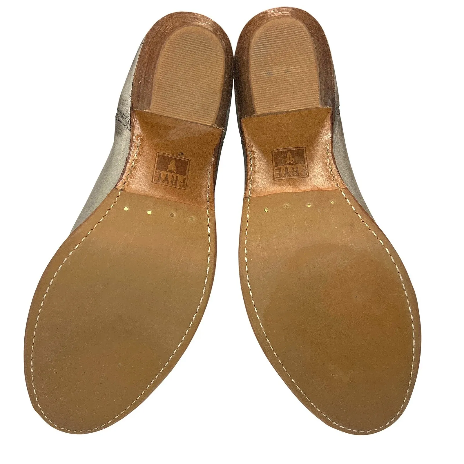 Frye Jackie Button Short Booties Ice Gray Women's Size 8 Stacked Heel EUC - Image 10