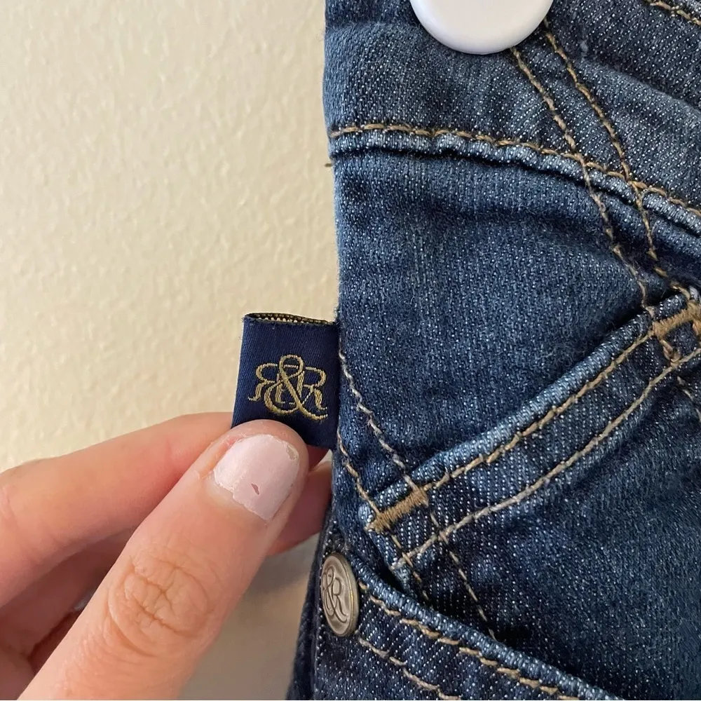 Rock & Republic dark wash denim jeans classic high waisted straight leg pants - Image 2