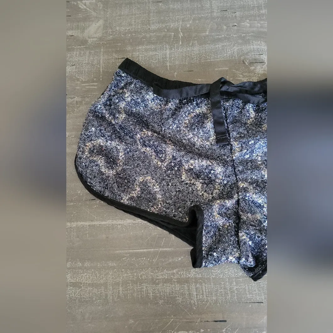 Victoria's Secret Sequin Shorts Size S - Image 3