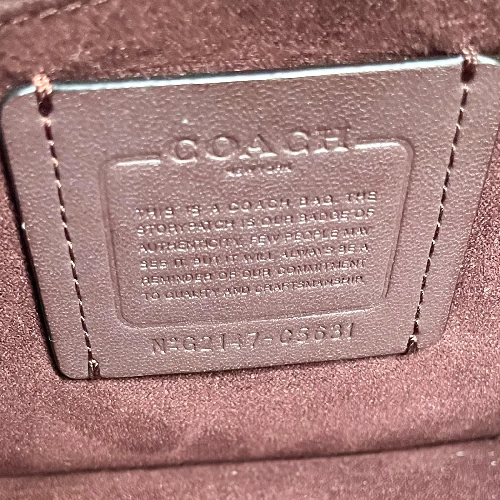 Coach C5631 Midnight Blue Croc Embossed Brynn Flap Crossbody Bag Suede Interior - Image 7