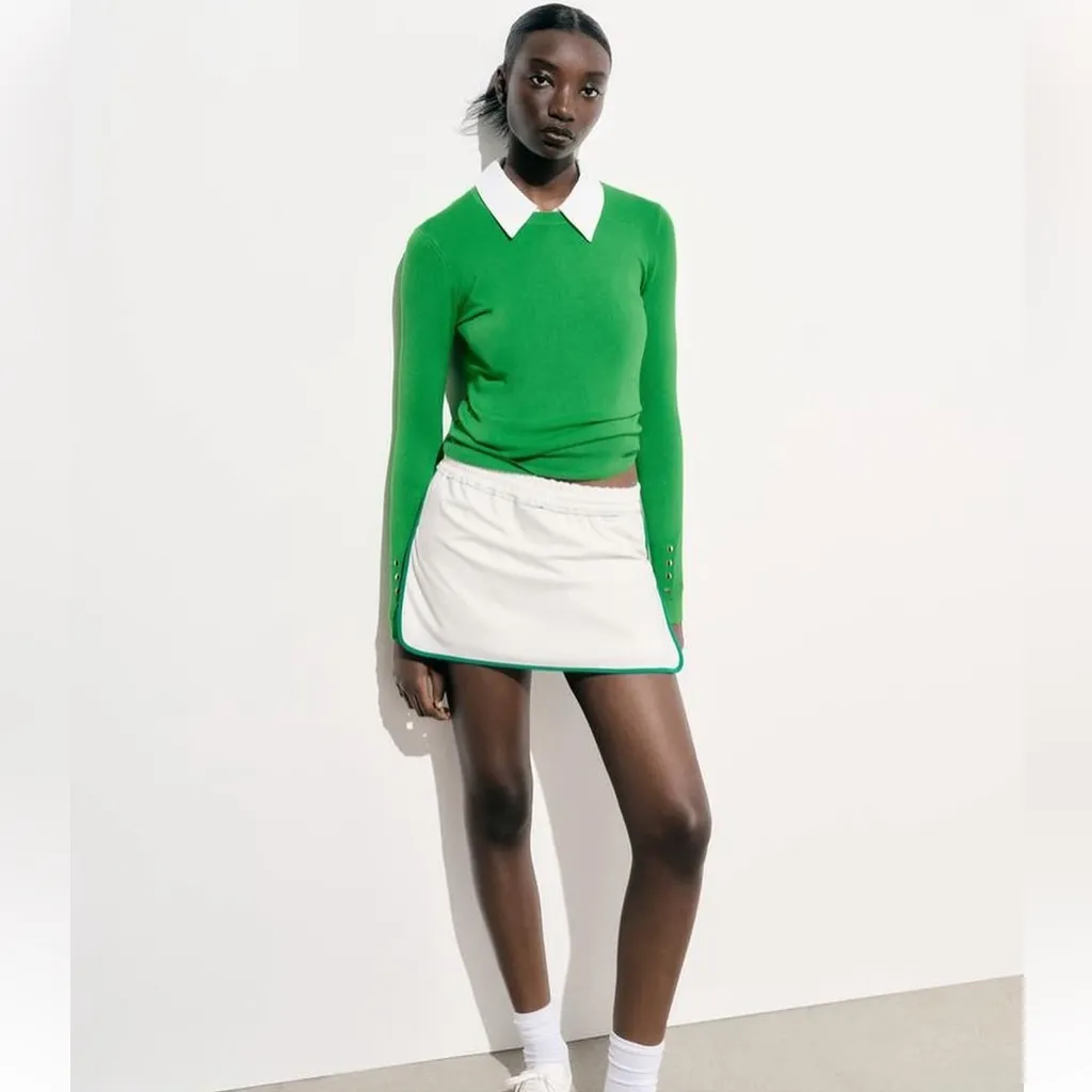 Zara Apple Green Gold Button Detailing at Sleeves Classic Crewneck Sweater - Image 8